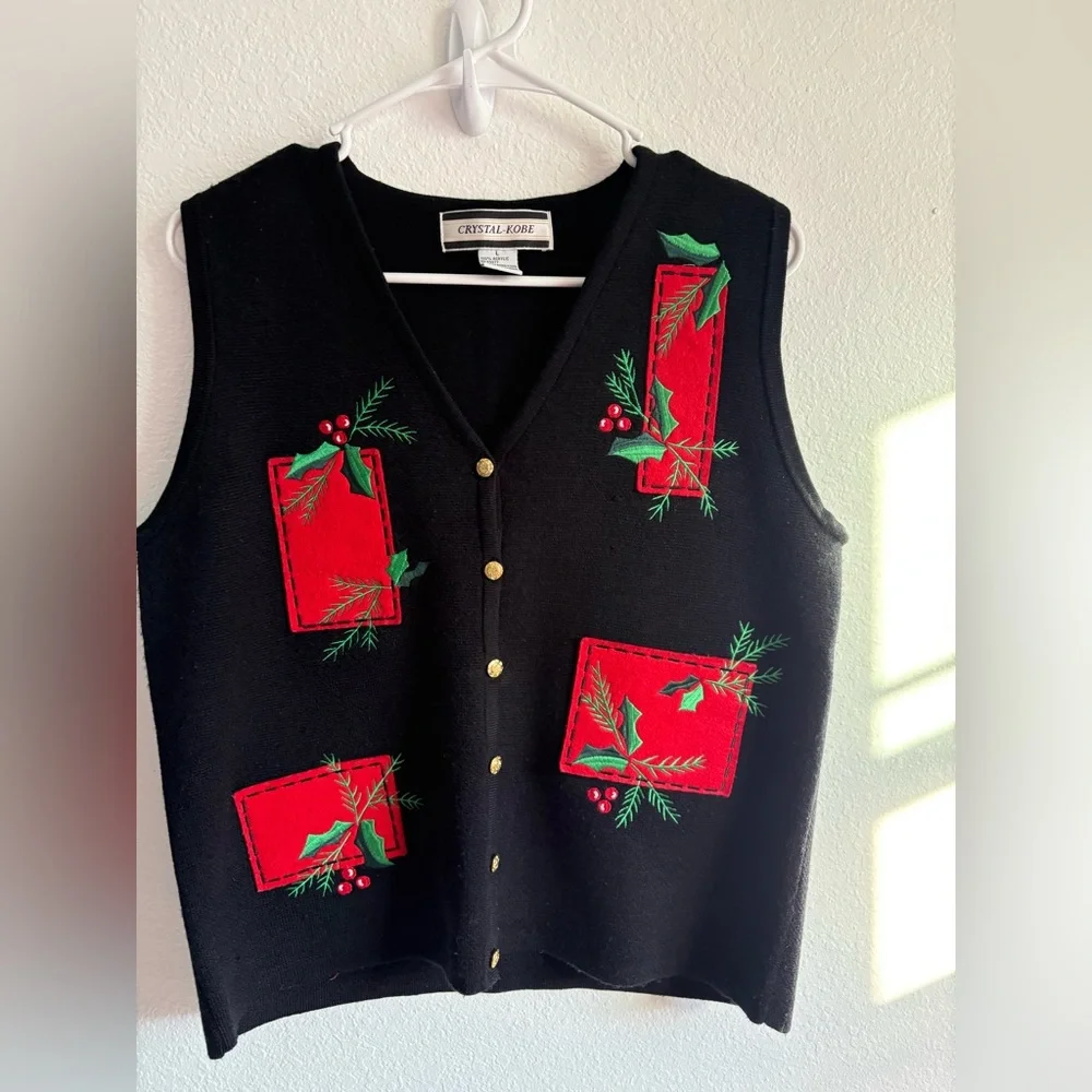 CRYSTAL-KOBE‎ VINTAGE HOLIDAY VEST W/HOLLY DETAILS - WOMENS SIZE LARGE
